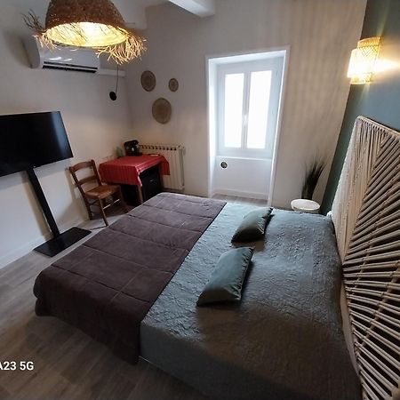 Le 18 By Benson Hotel Bollène Kültér fotó