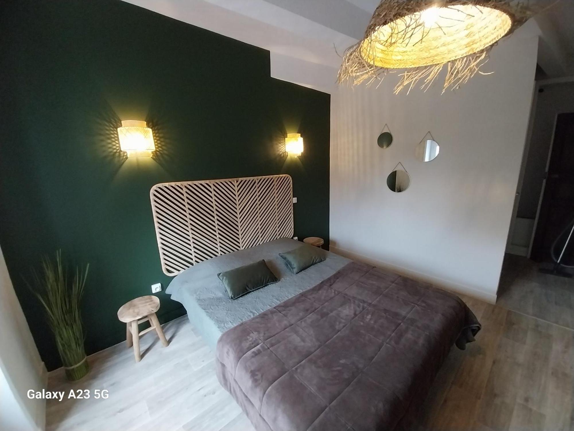 Le 18 By Benson Hotel Bollène Kültér fotó