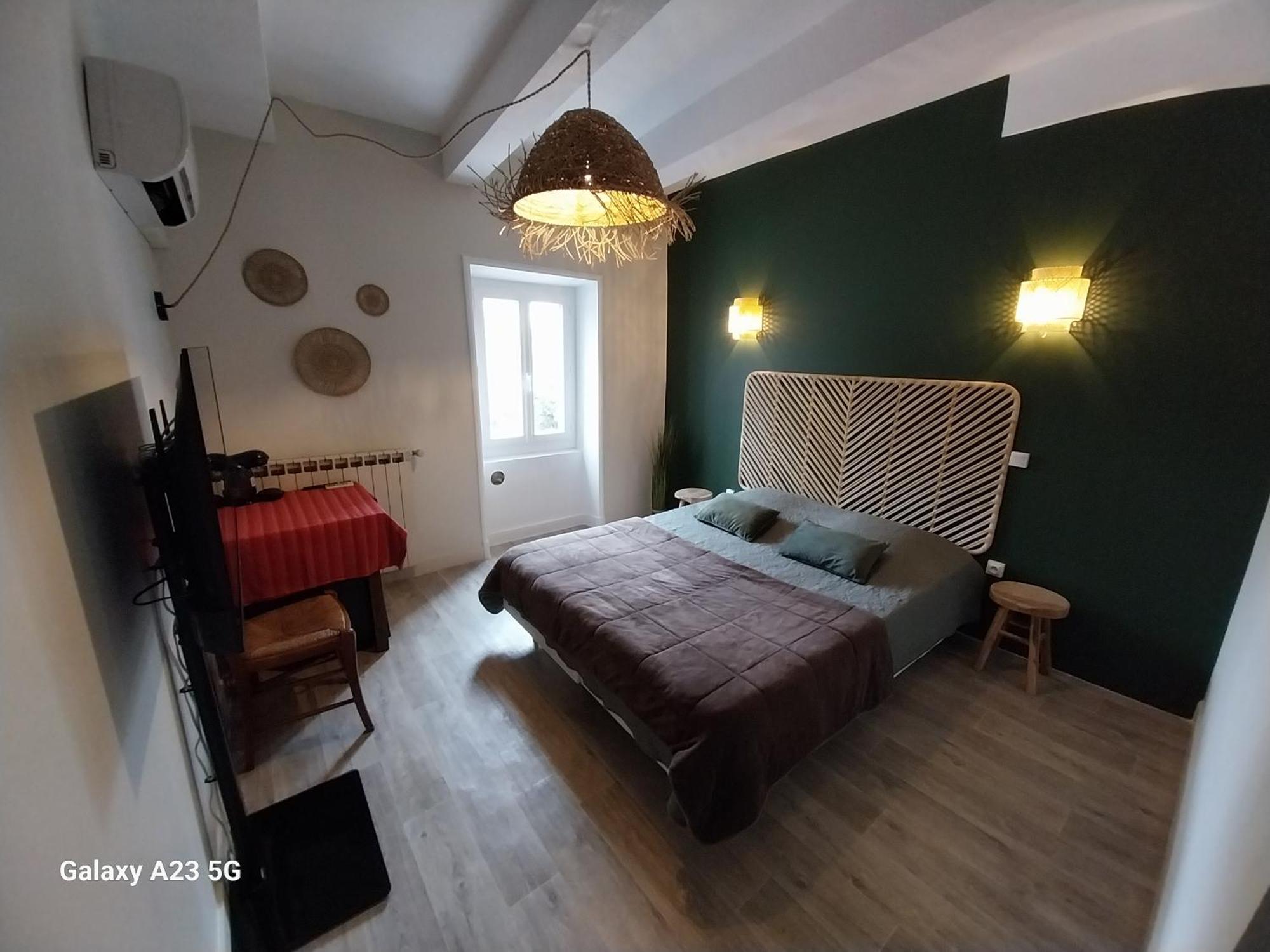 Le 18 By Benson Hotel Bollène Kültér fotó