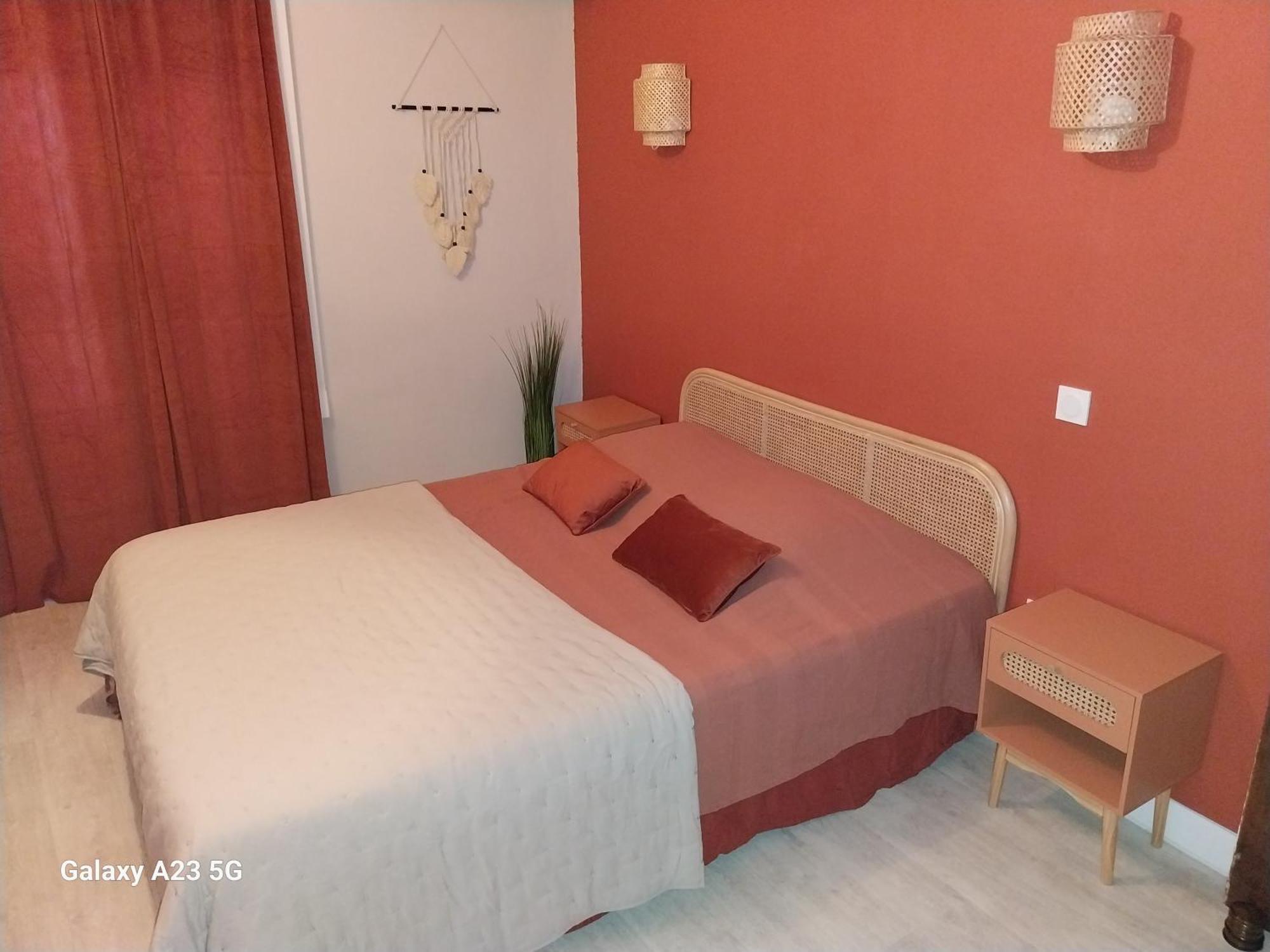 Le 18 By Benson Hotel Bollène Kültér fotó